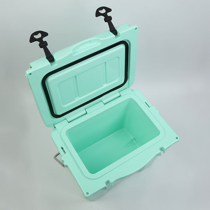 Rotomolded Cooler Box