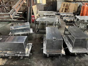 Cooler box mould