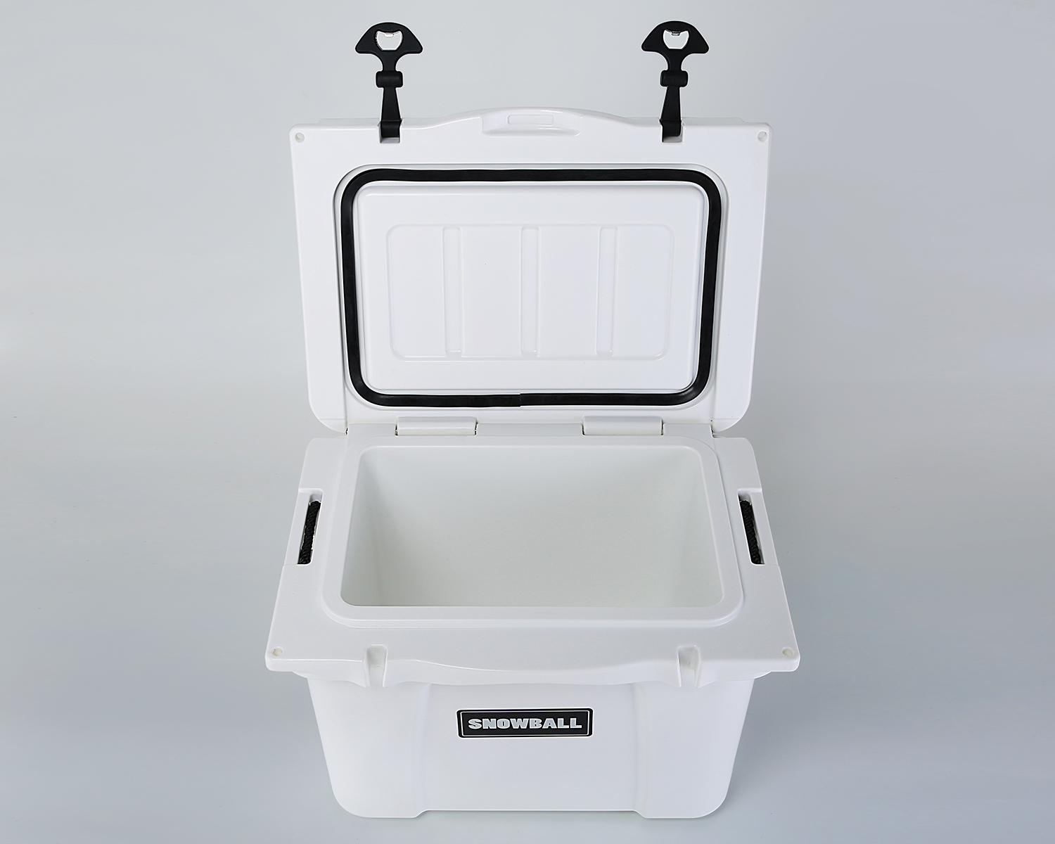 Rotomolded Cooler Box Detail